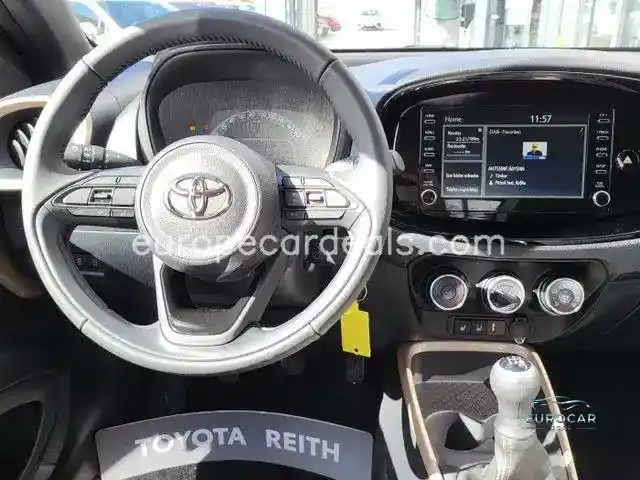 Toyota Aygo (X)