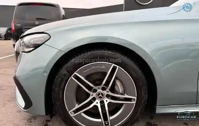 Mercedes-Benz E 220