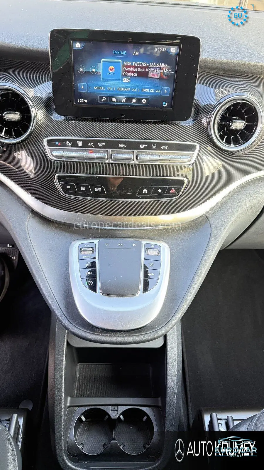 Mercedes-Benz V 220