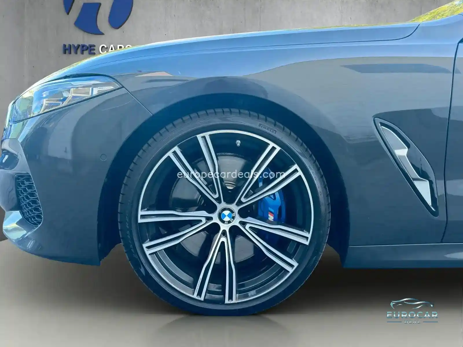 BMW 840