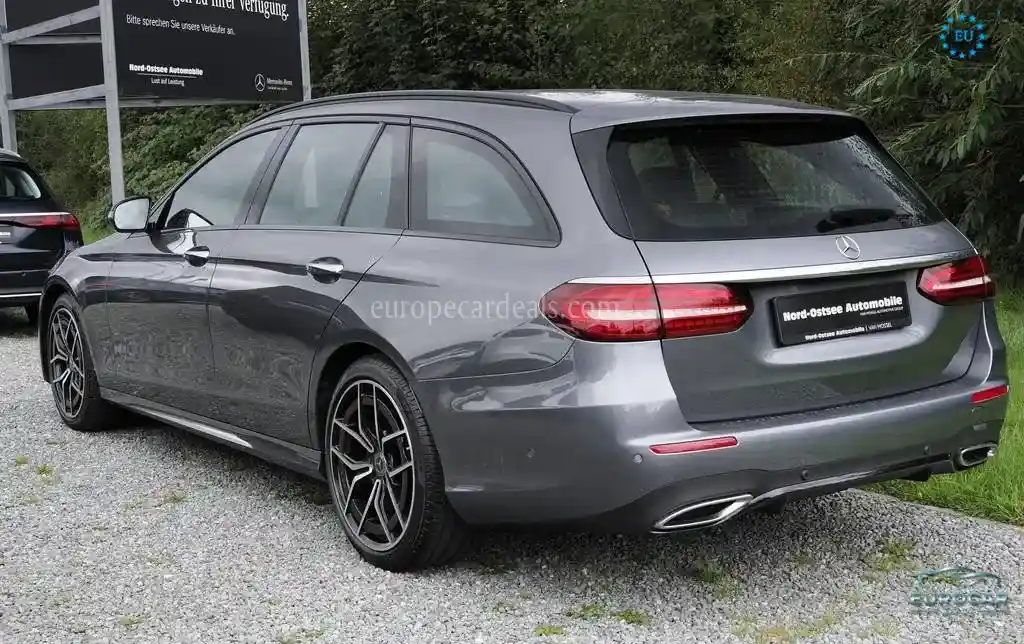 Mercedes-Benz E 400