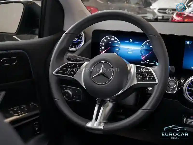 Mercedes-Benz B 220