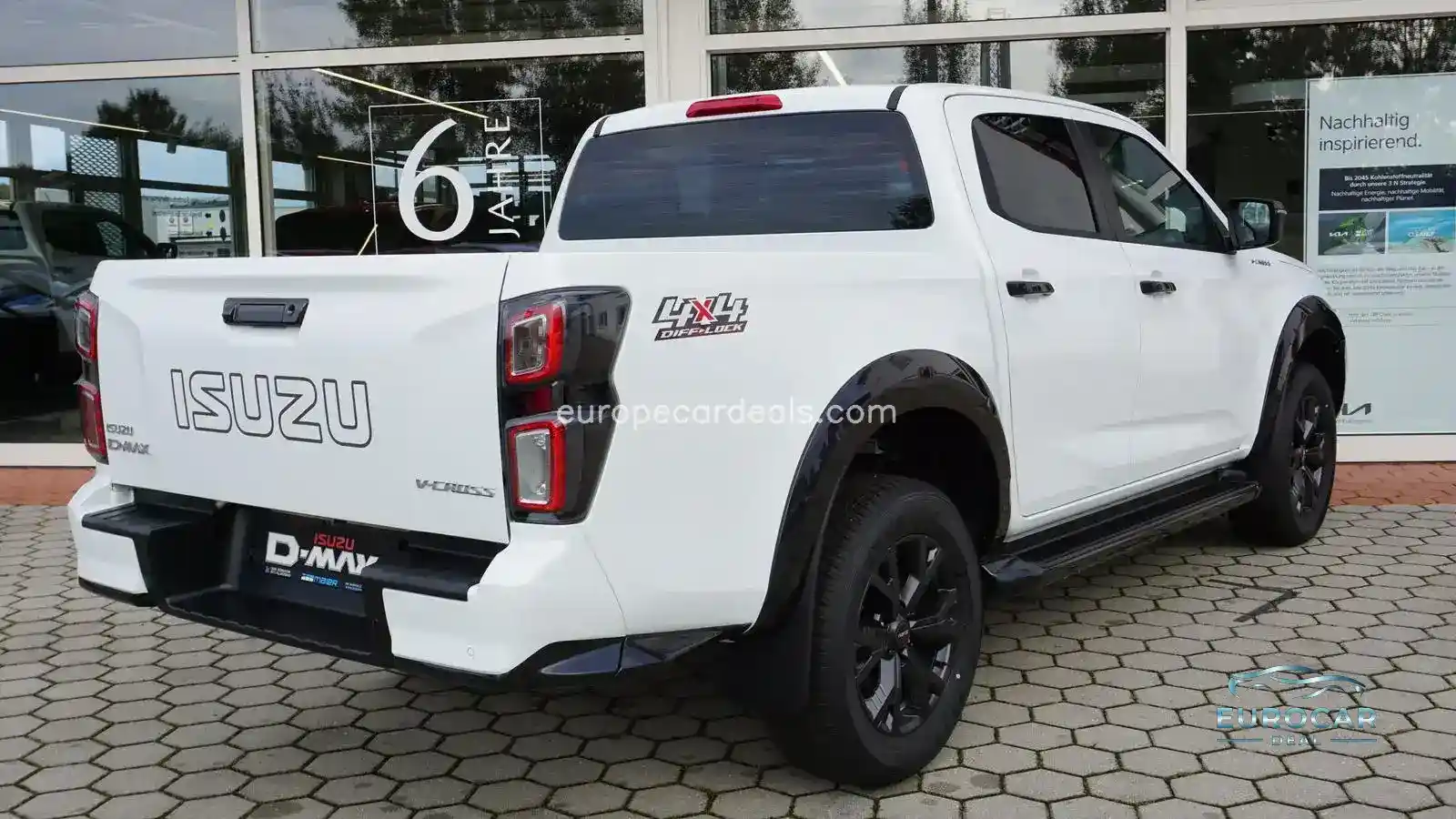 Double Cap 4WD V-Cross A/T *AKTION*