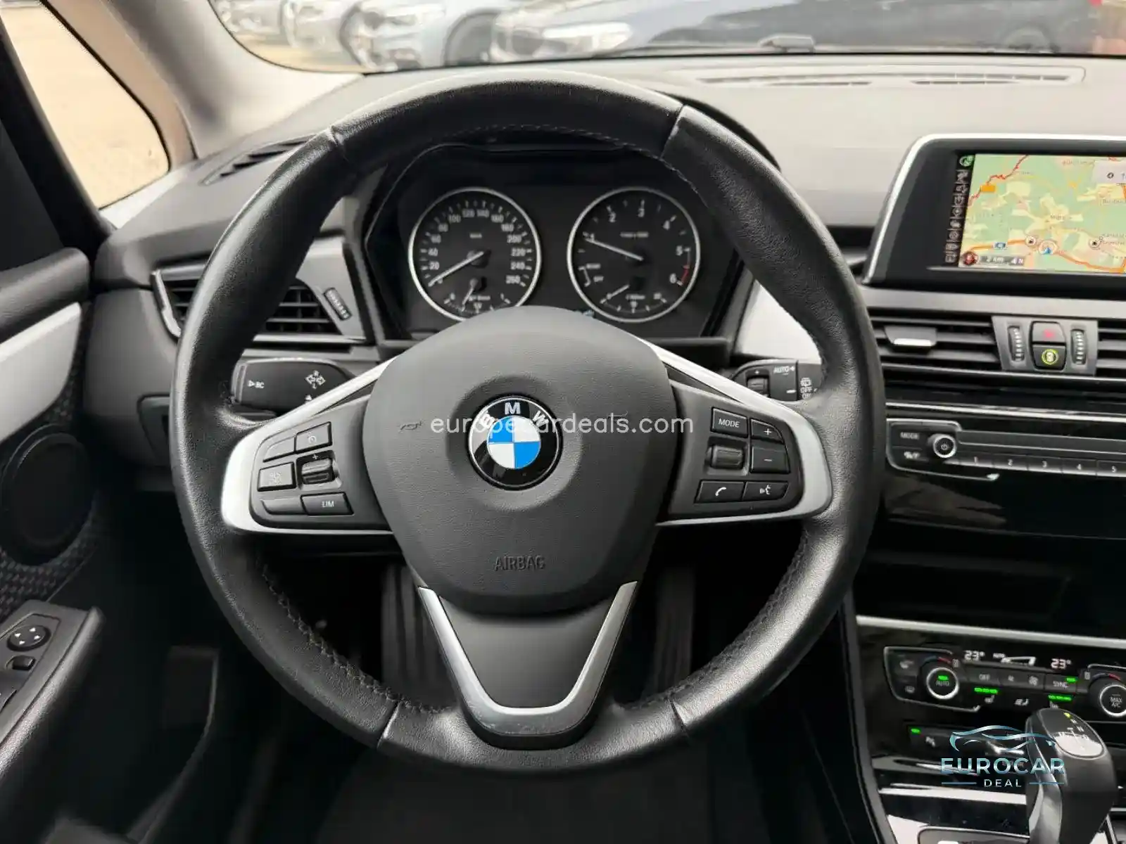 BMW 218