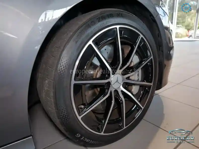 Mercedes-Benz A 35 AMG