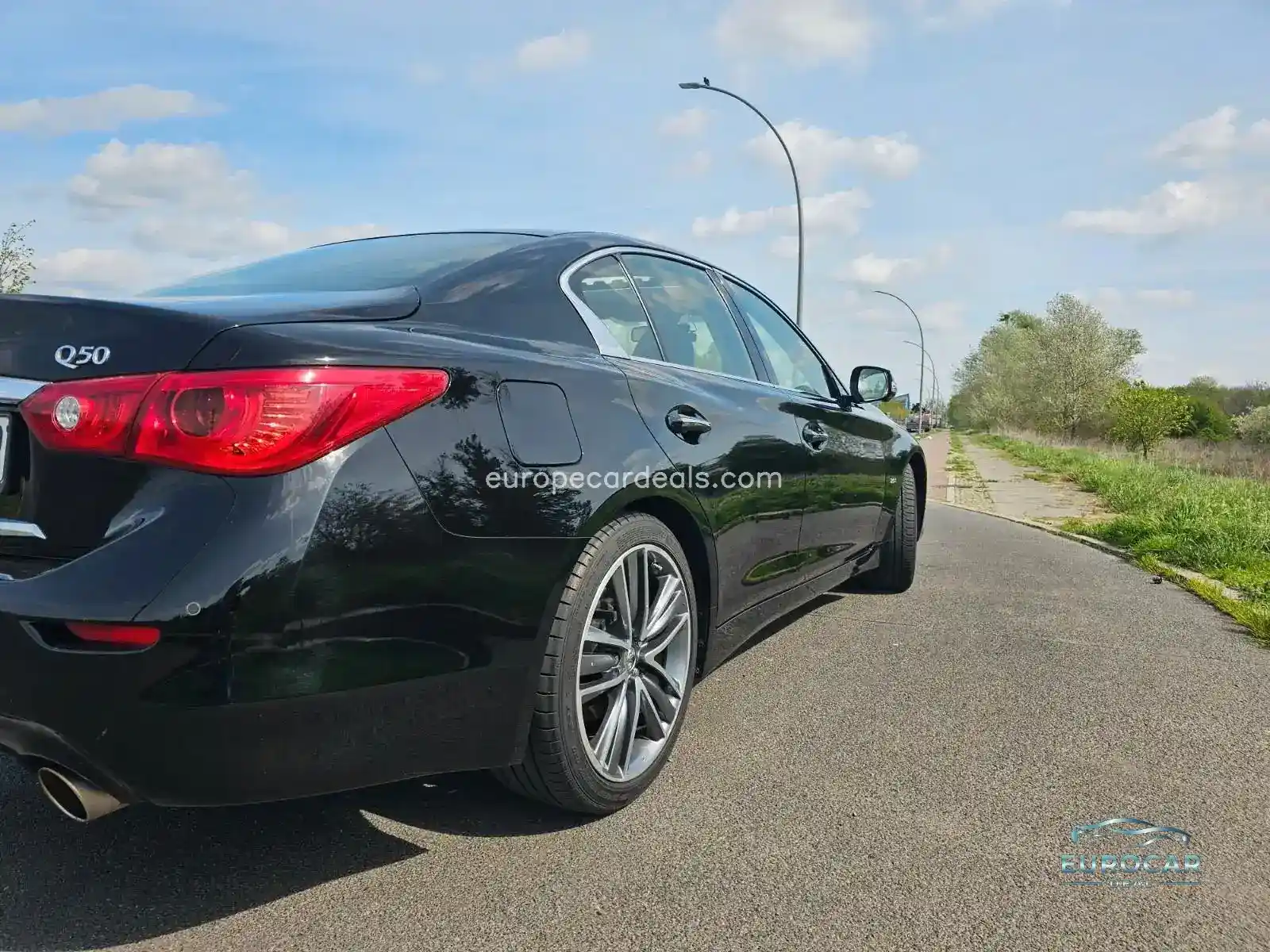 Infiniti Q50