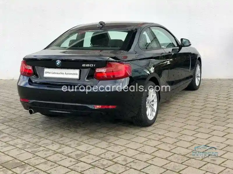 BMW 220