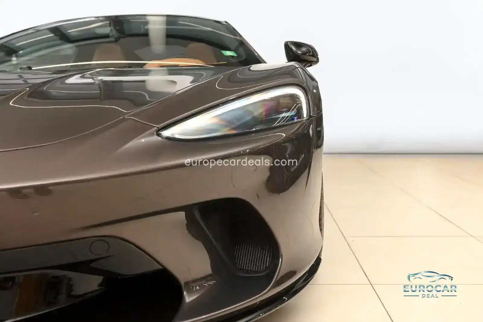 McLaren GT