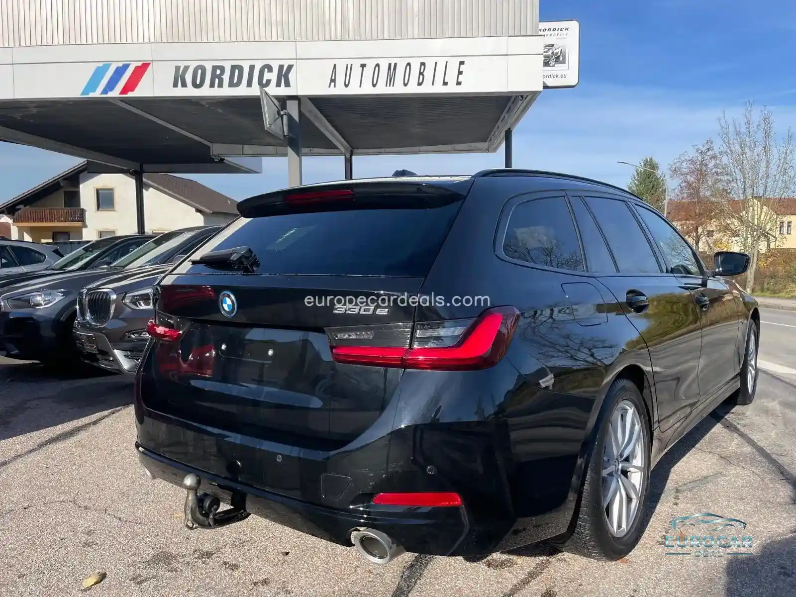 BMW 330