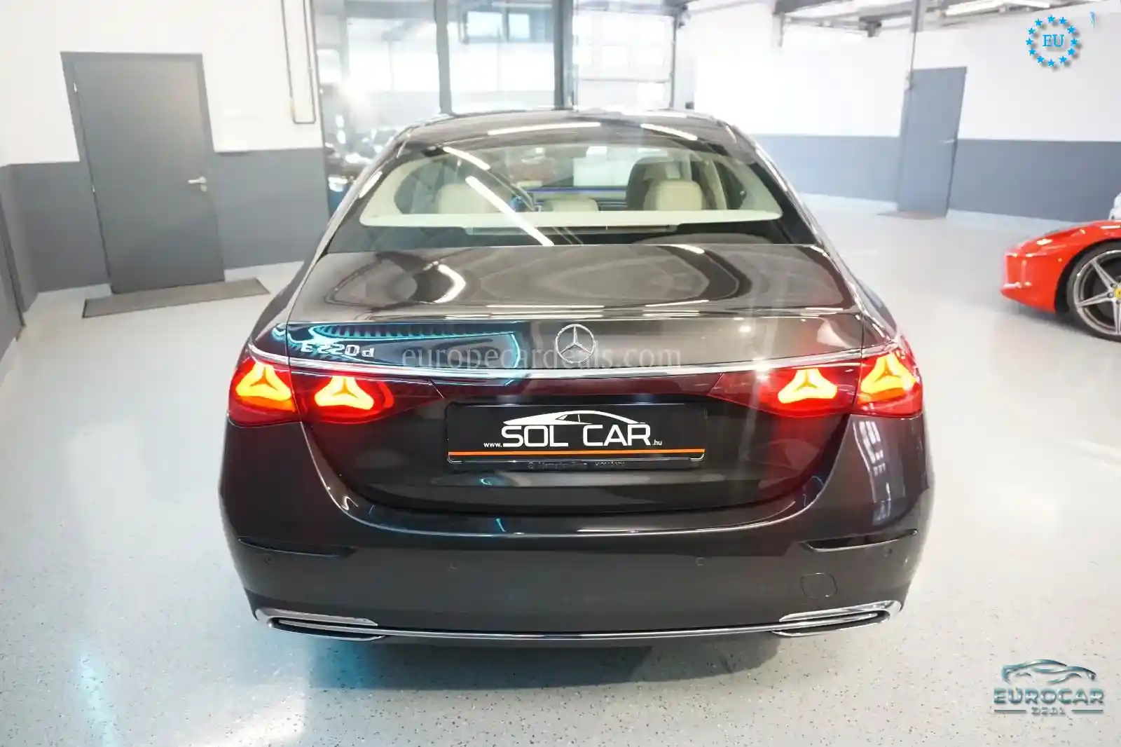 Mercedes-Benz E 220