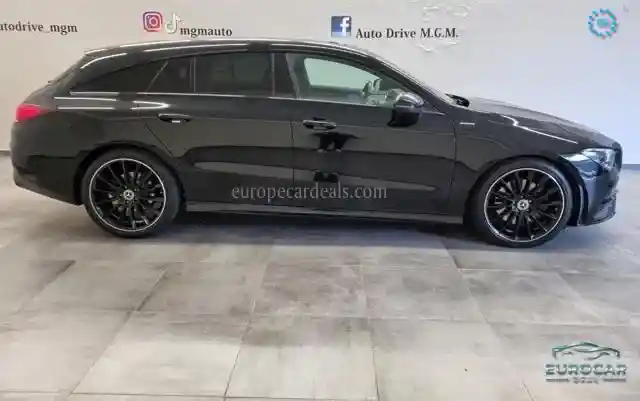 Mercedes-Benz CLA 200 Shooting Brake