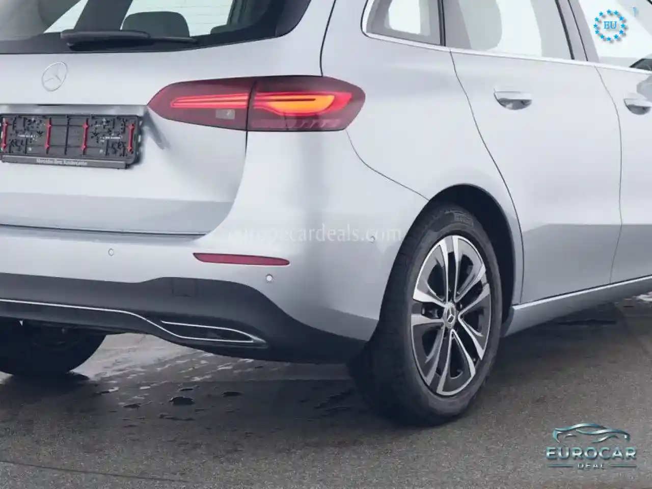 Mercedes-Benz B 200