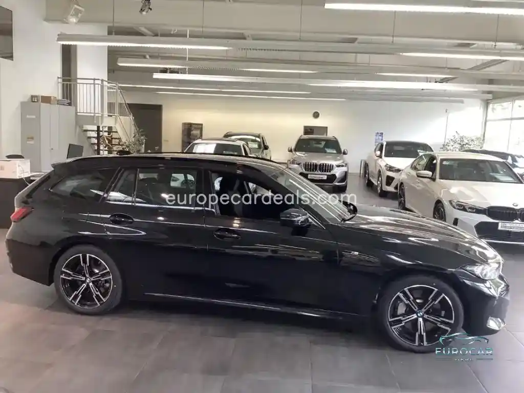 BMW 330