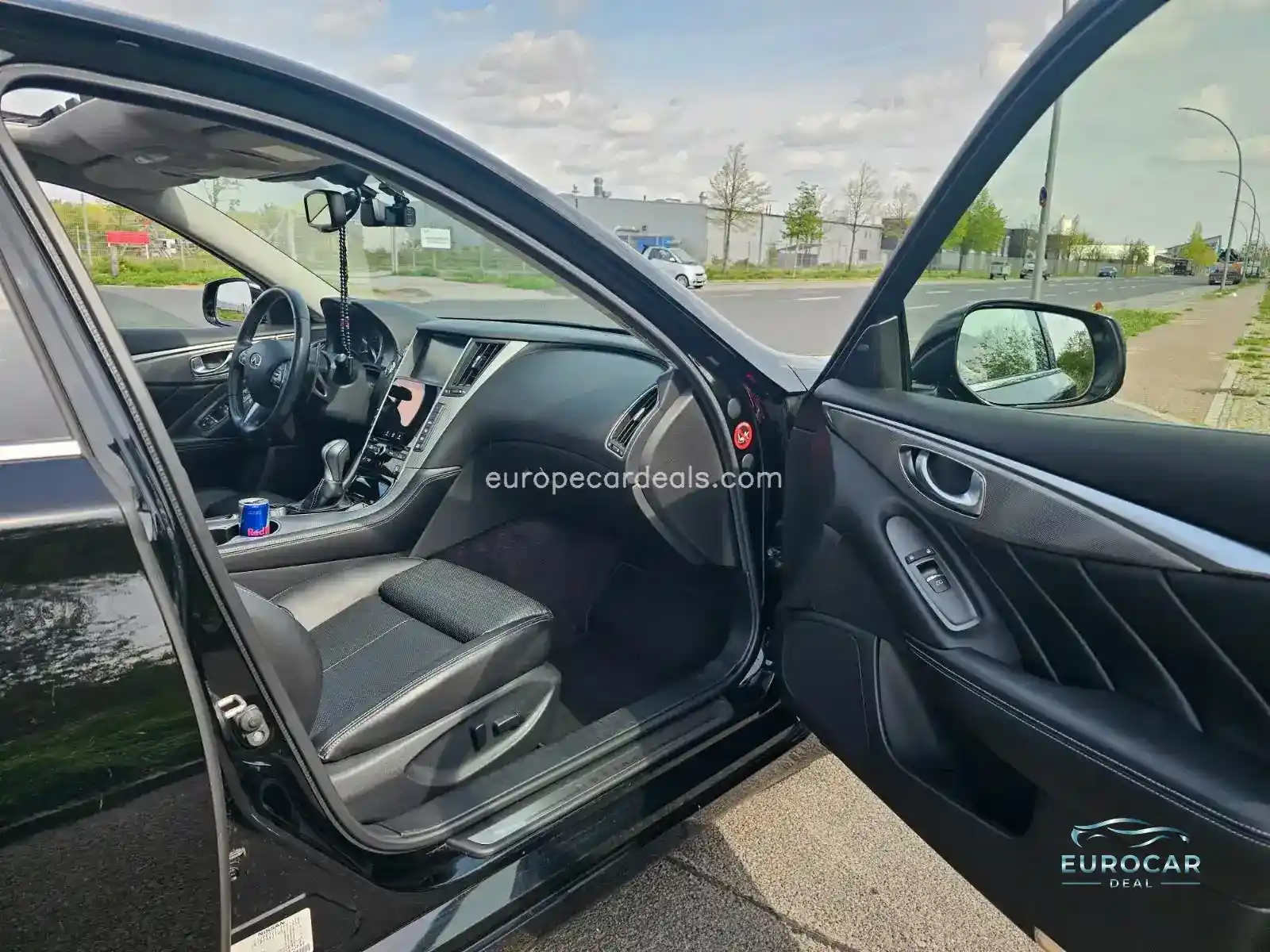 Infiniti Q50