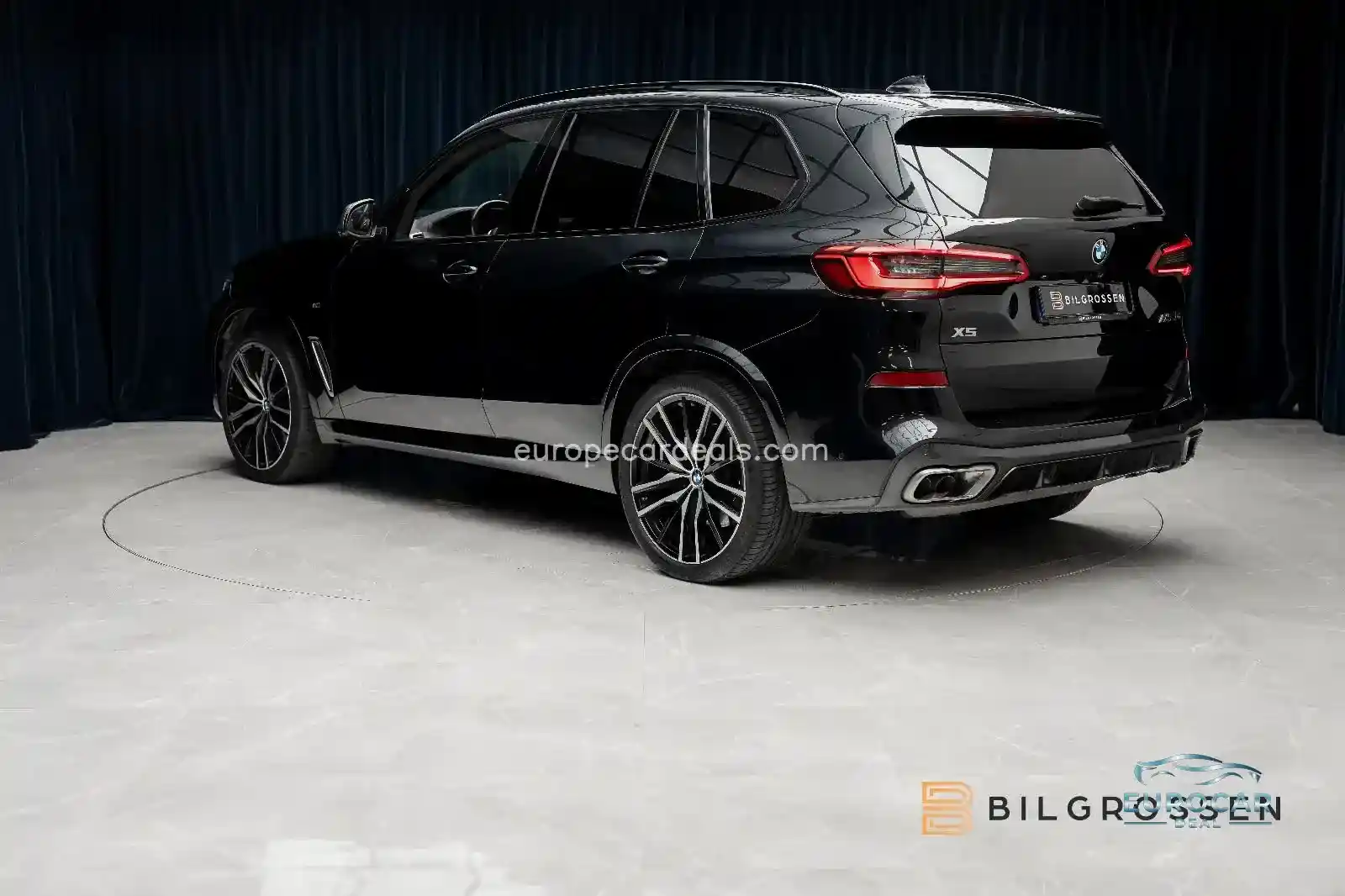 BMW X5 M50