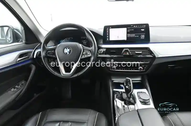 BMW 518