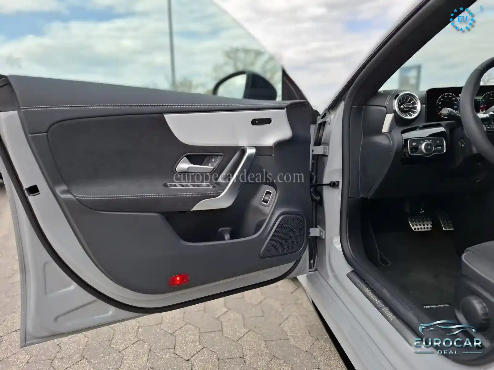Mercedes-Benz CLA 220