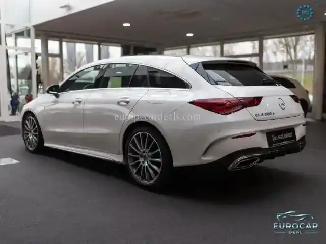 Mercedes-Benz CLA 200 Shooting Brake