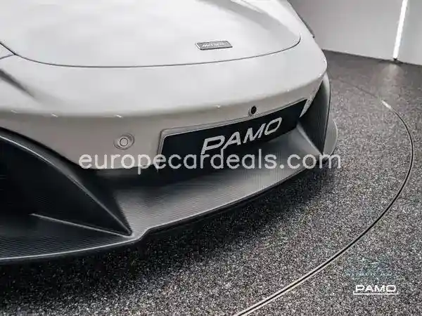 McLaren 675LT