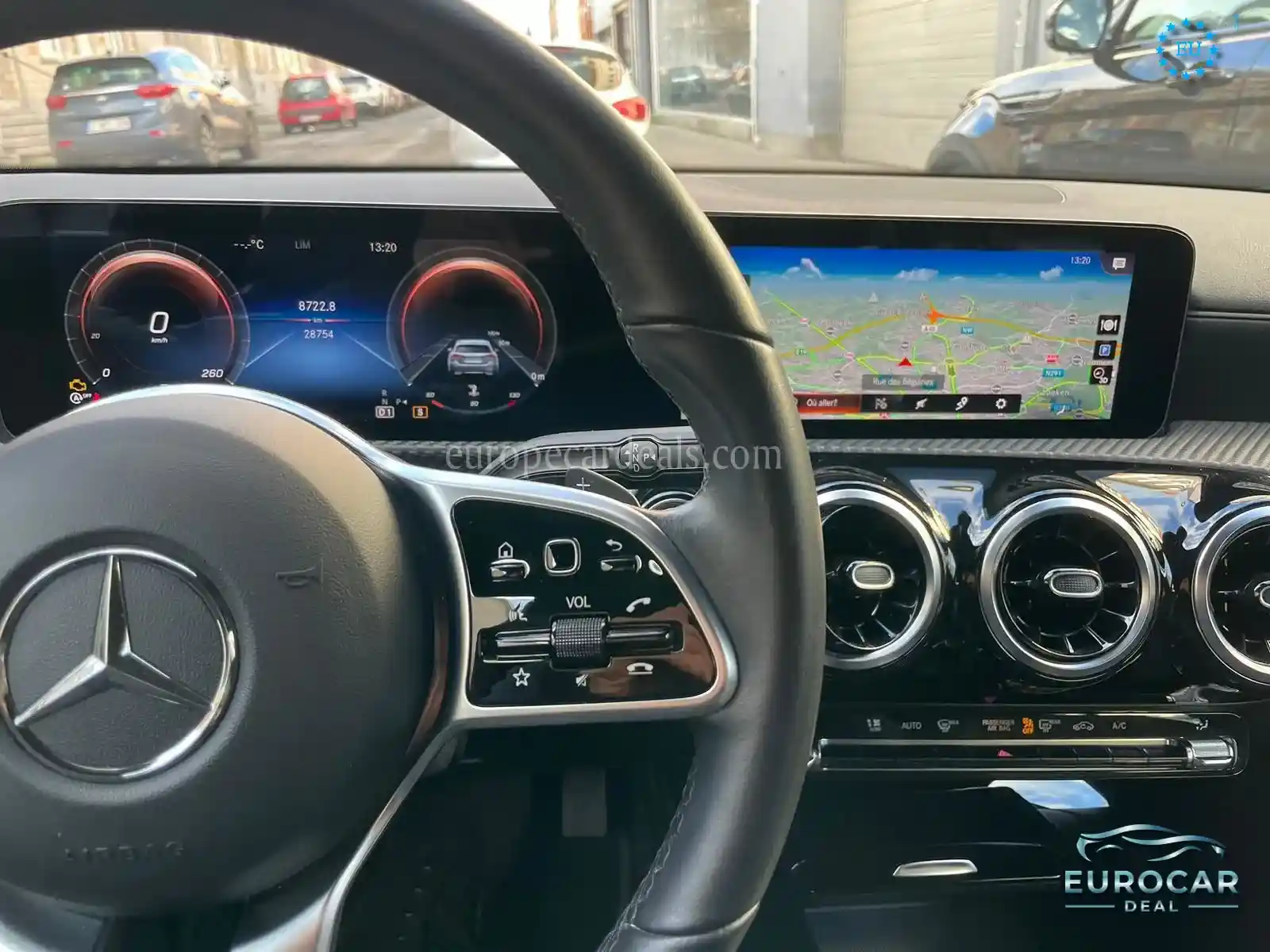 Mercedes-Benz CLA 200