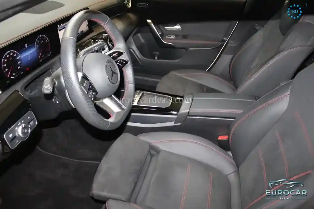 Mercedes-Benz CLA 180