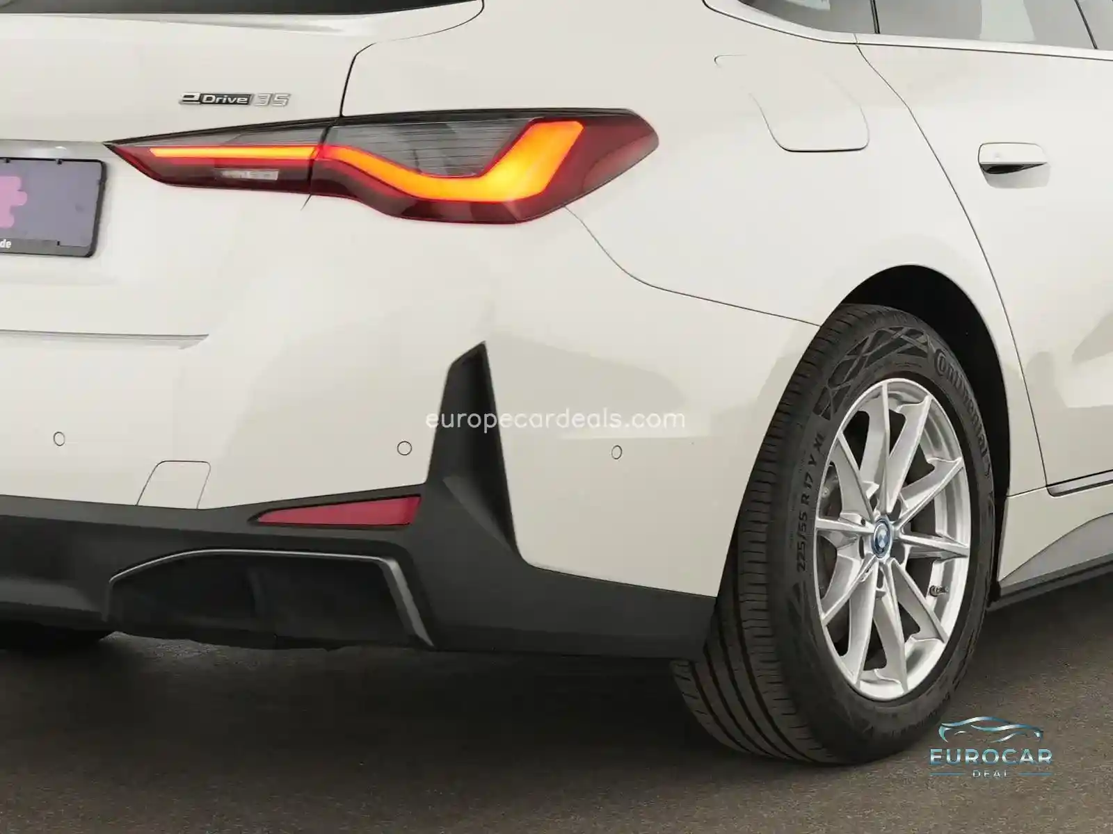BMW i4