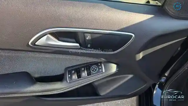 Mercedes-Benz A 160