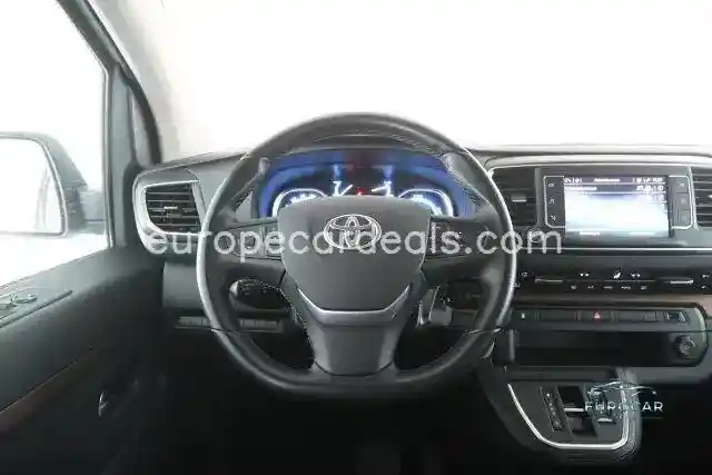 Toyota Proace (Verso)