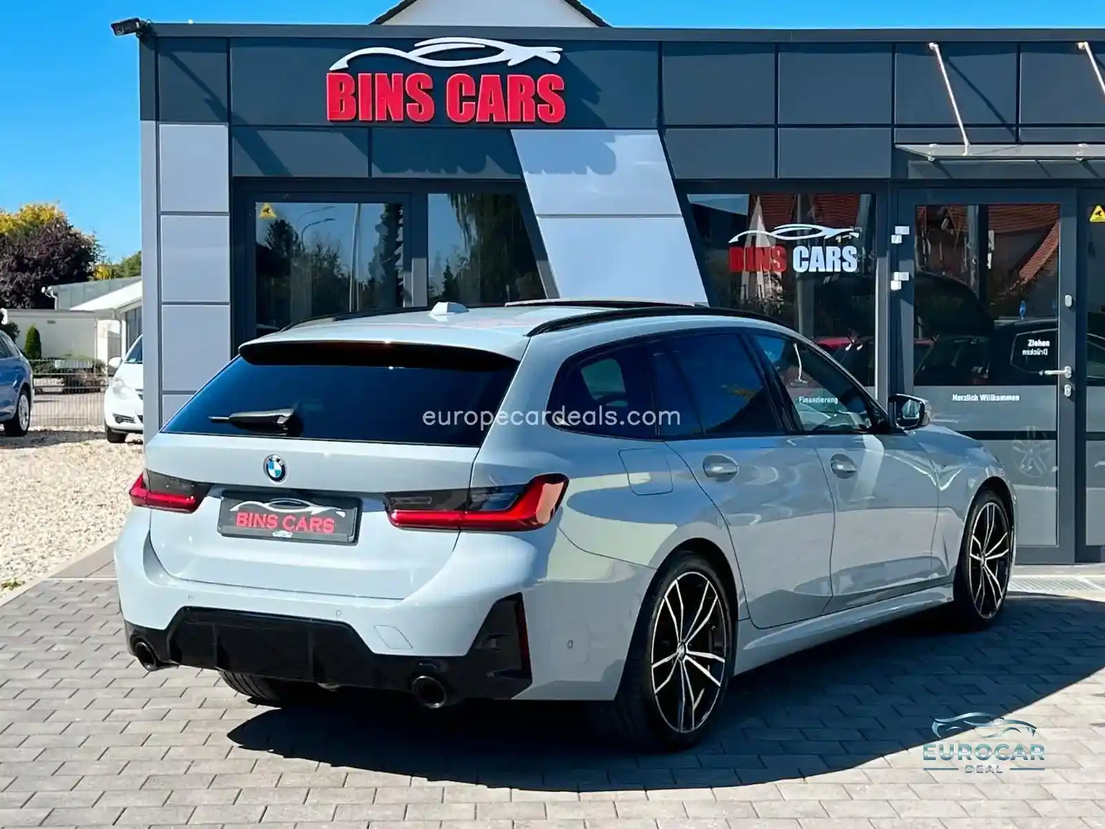 BMW 320