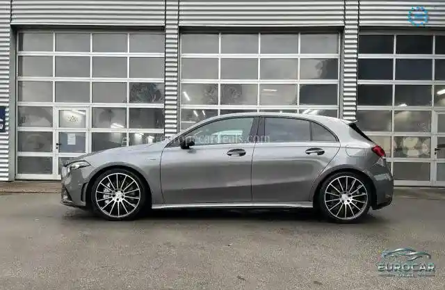 Mercedes-Benz A 35 AMG