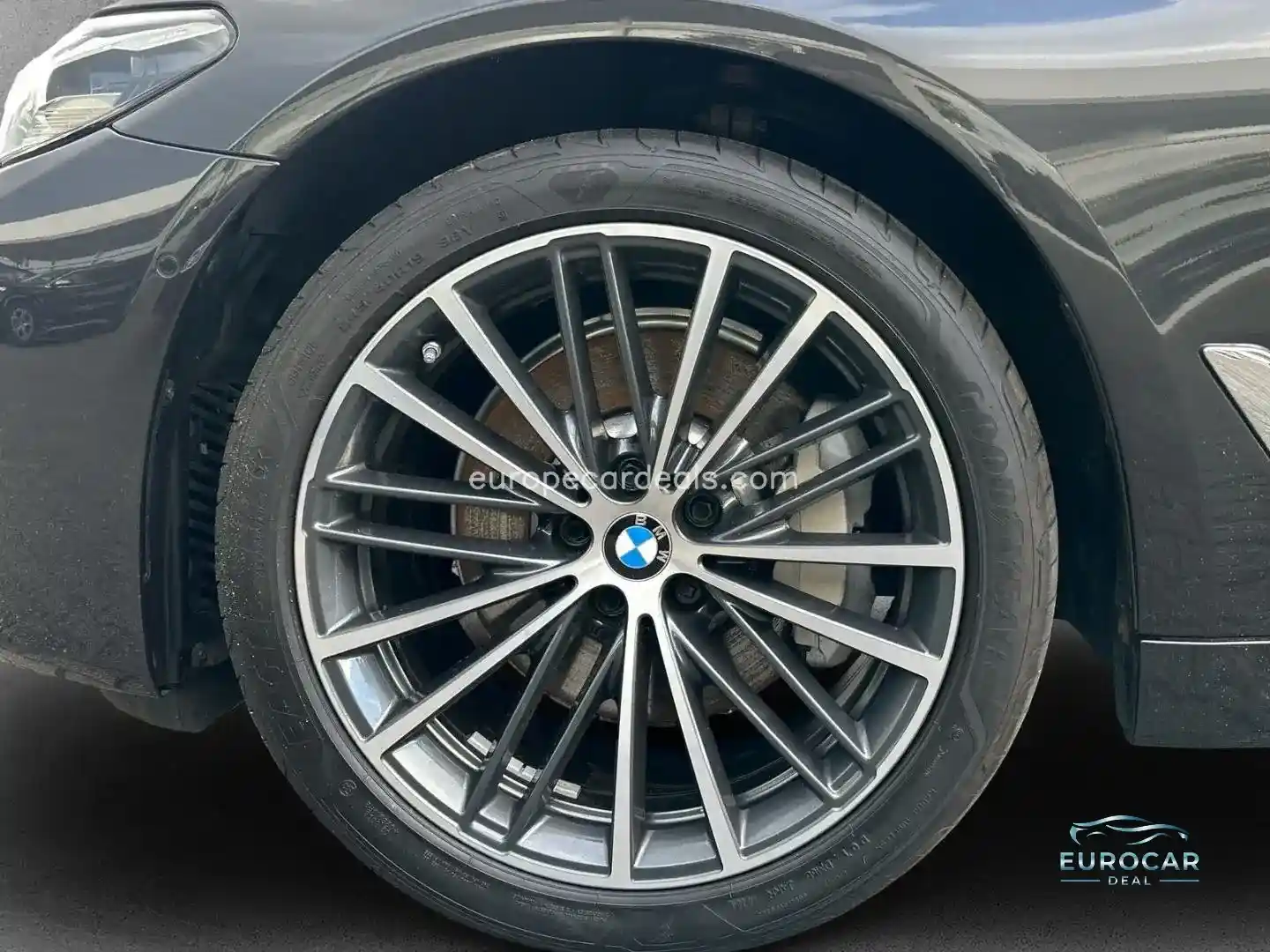 BMW 530