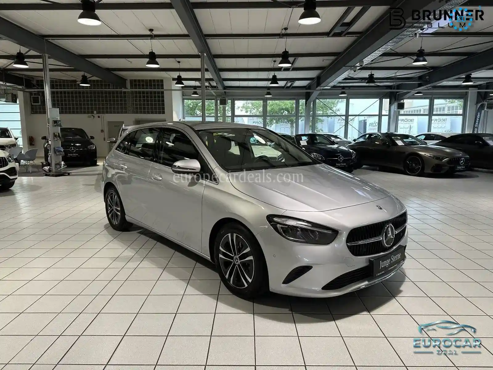 Mercedes-Benz B 180
