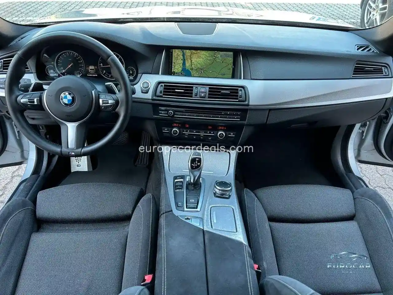 BMW 525