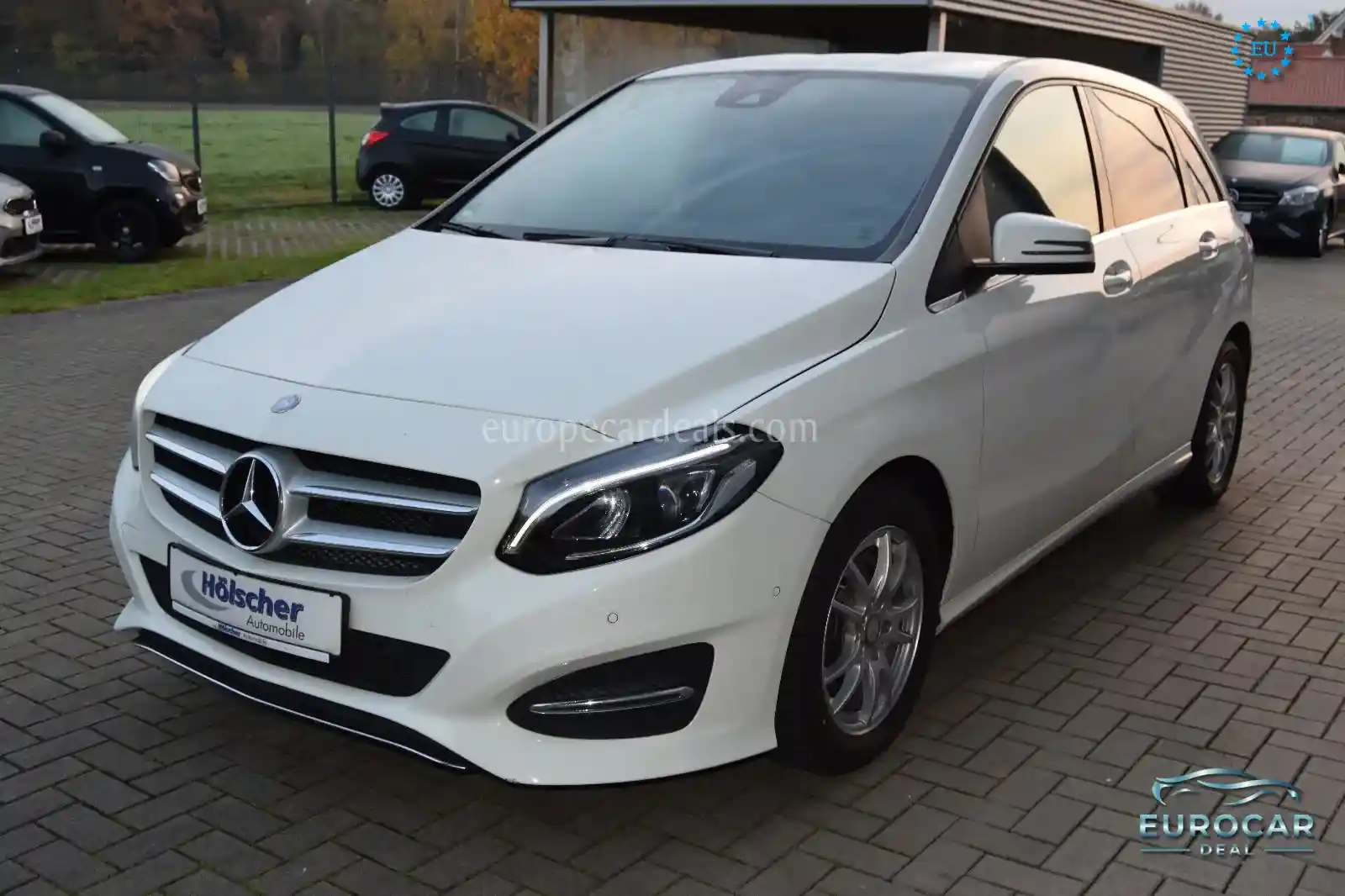 Mercedes-Benz B 180
