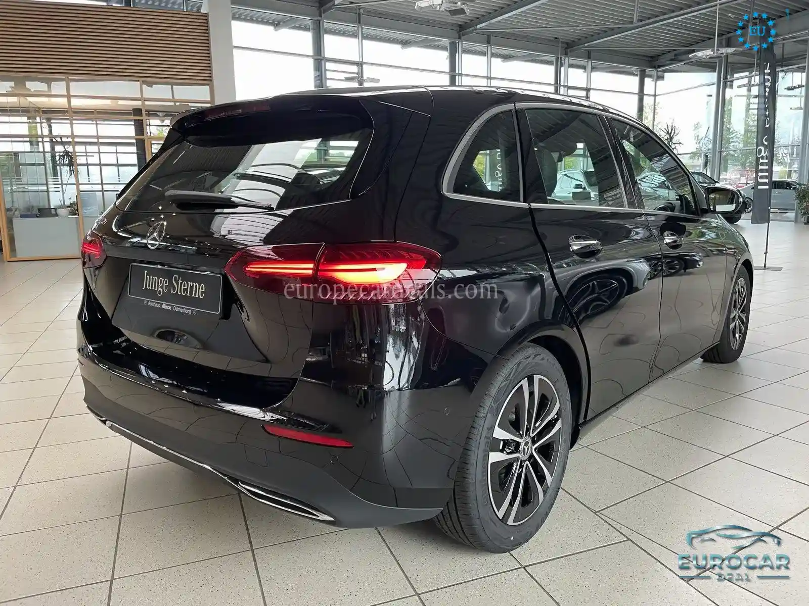 Mercedes-Benz B 200