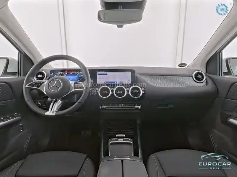 Mercedes-Benz B 220