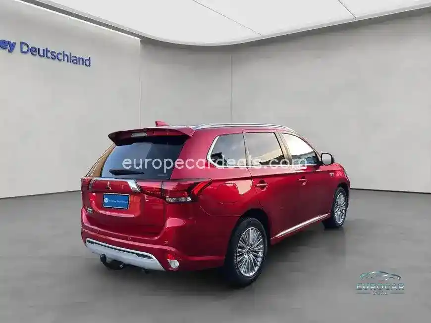 Mitsubishi Plug-in Hybrid Outlander