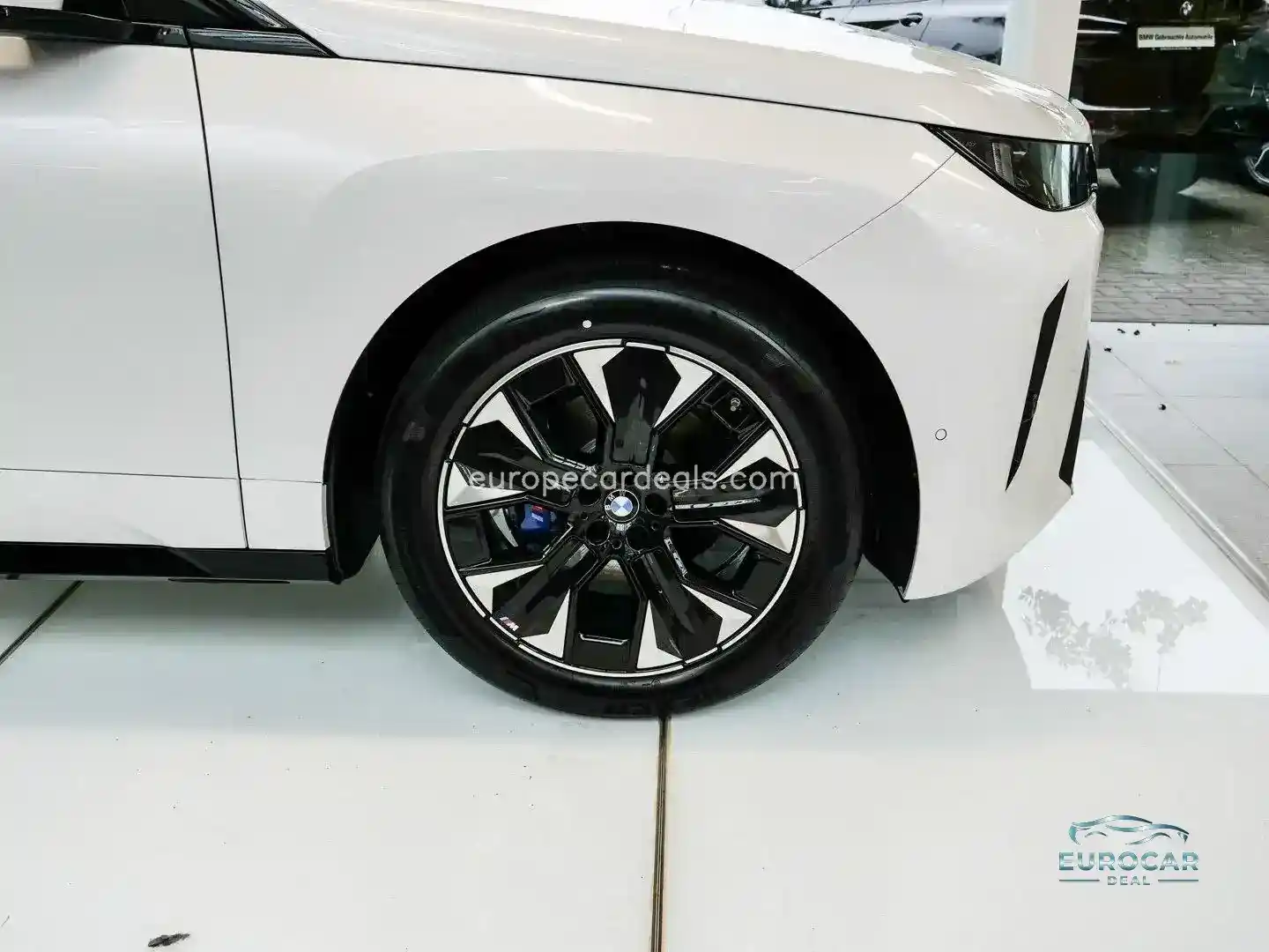 BMW iX