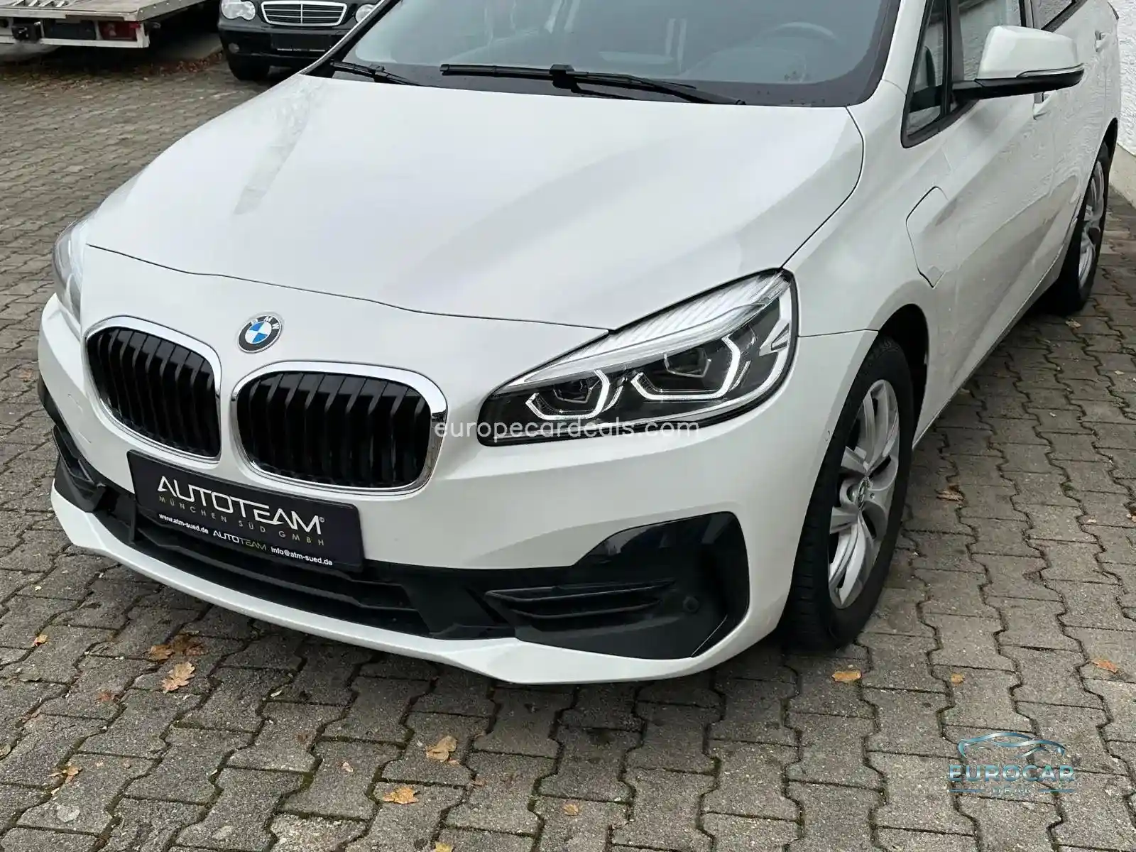 BMW 225