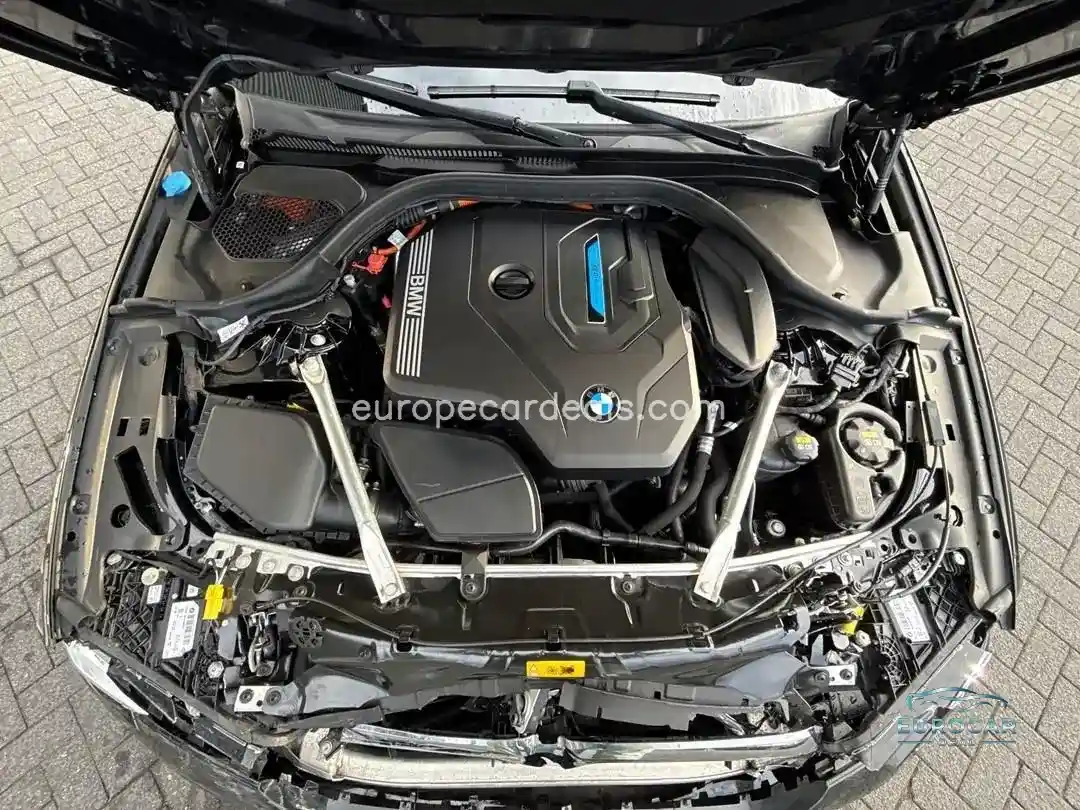 BMW 530