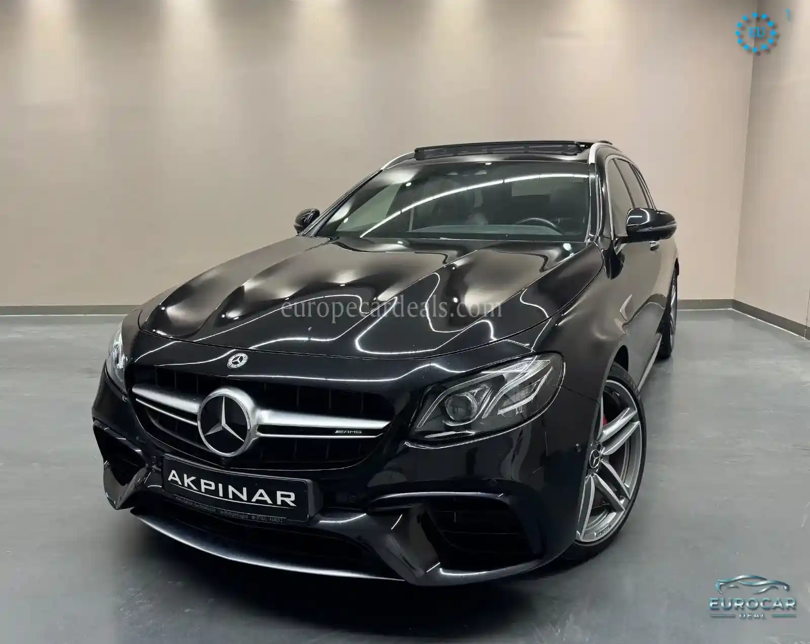 Mercedes-Benz E 63 AMG