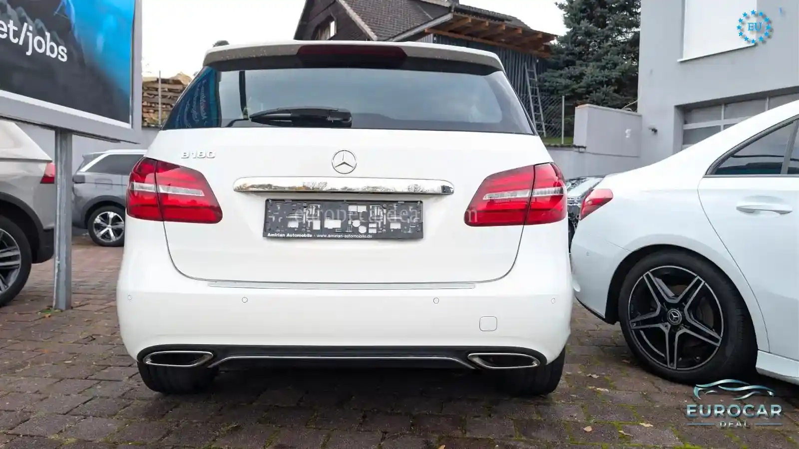 Mercedes-Benz B 180