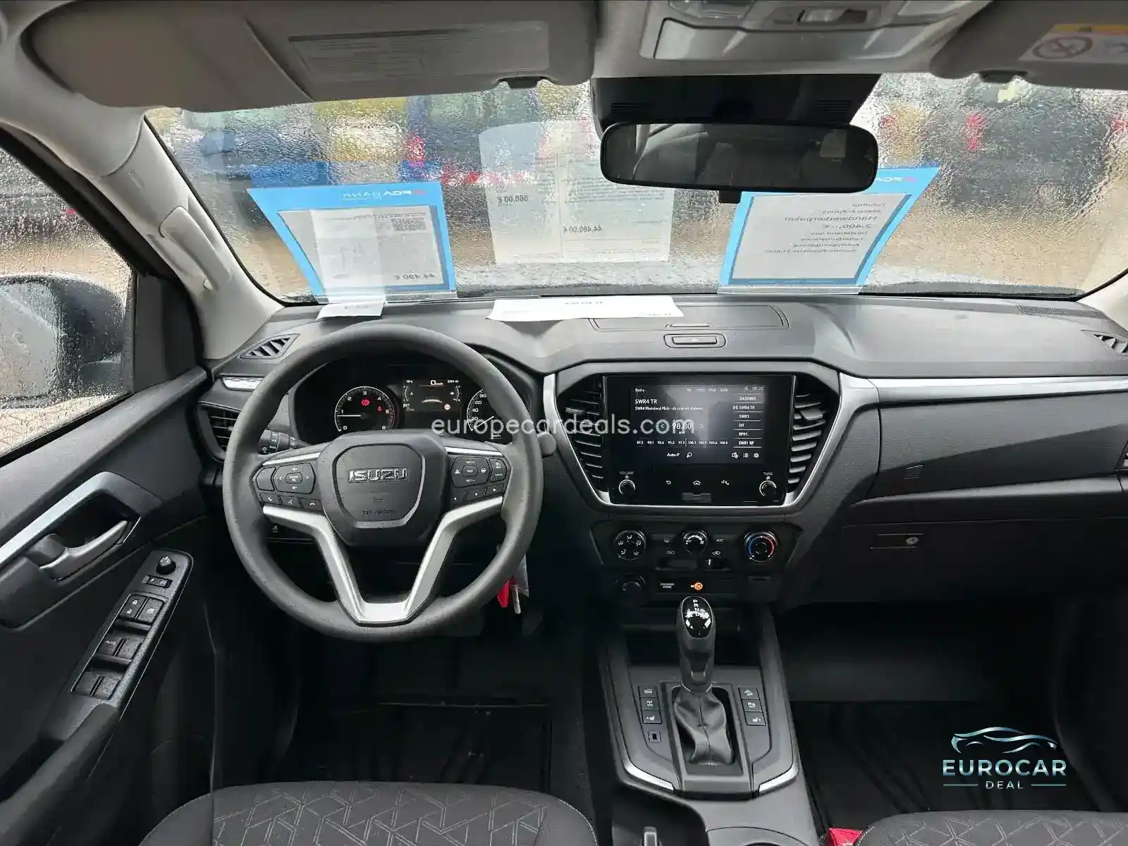 D-MAX 4×4 LS A/T DoubleCab