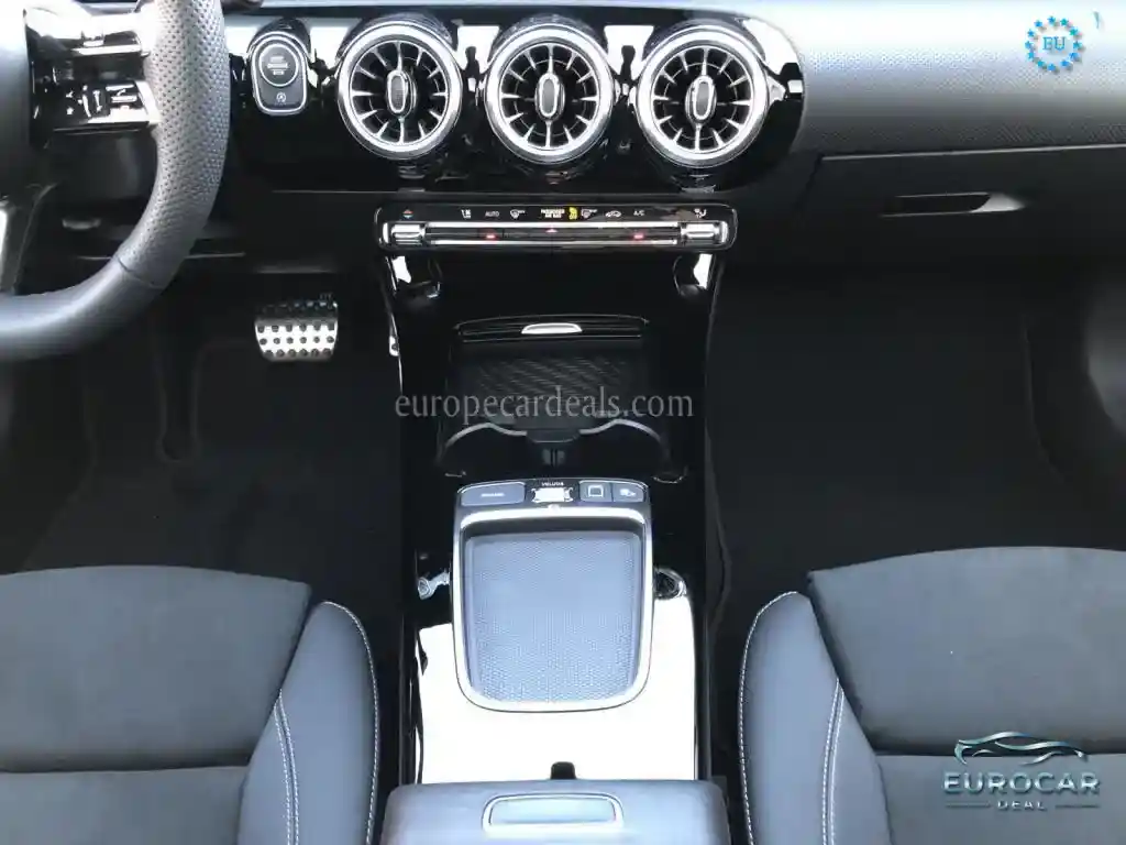Mercedes-Benz CLA 220
