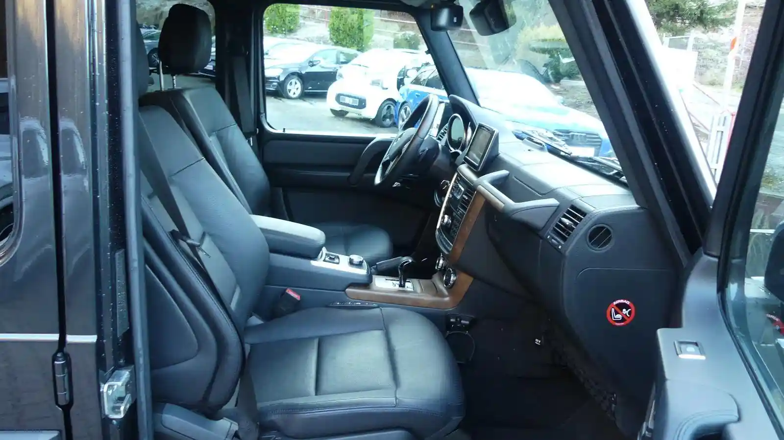 Mercedes-Benz G 500