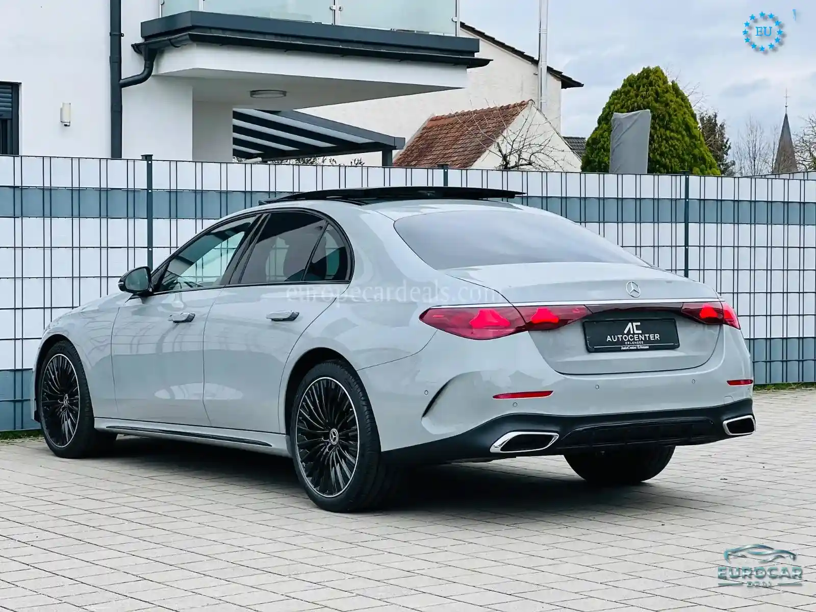 Mercedes-Benz E 200