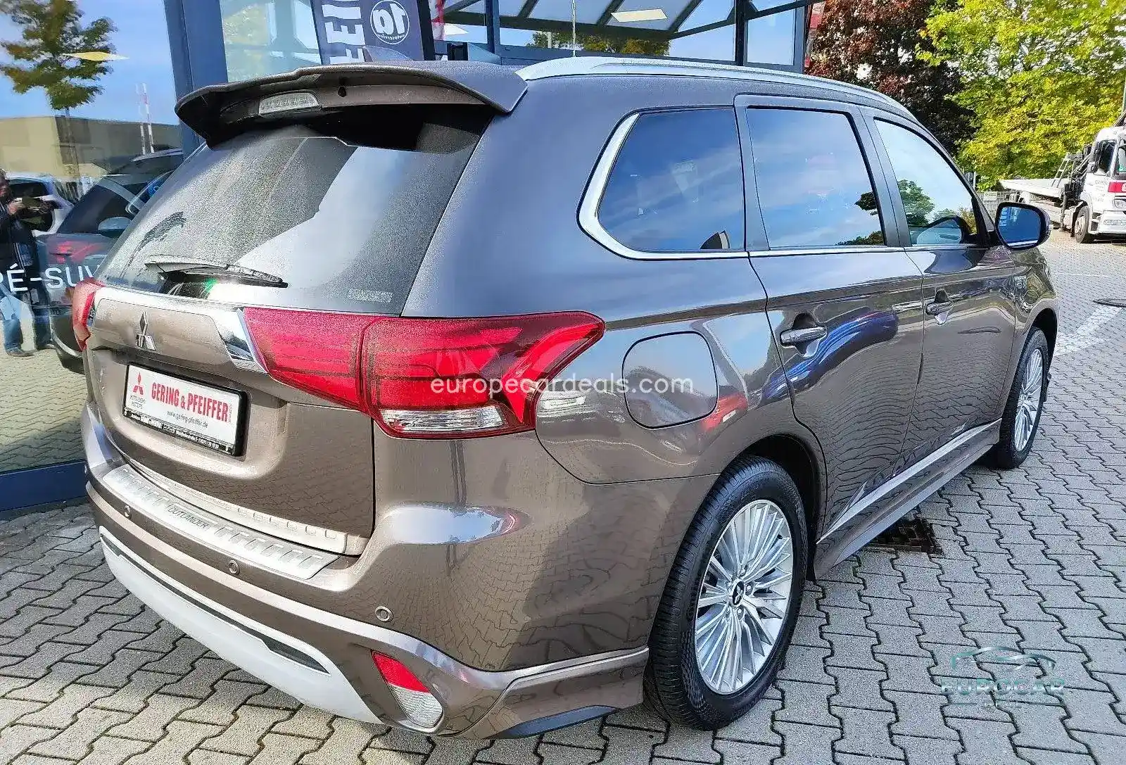 Mitsubishi Plug-in Hybrid Outlander