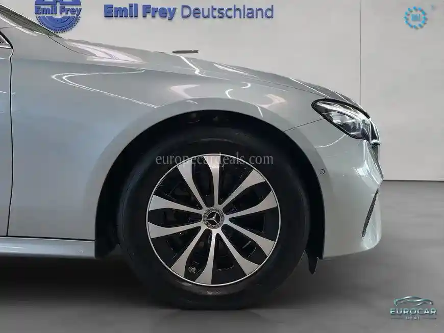 Mercedes-Benz E 200