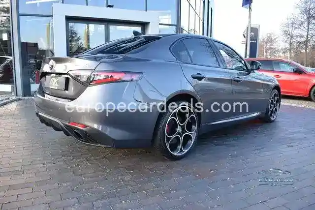 Alfa Romeo Giulia
