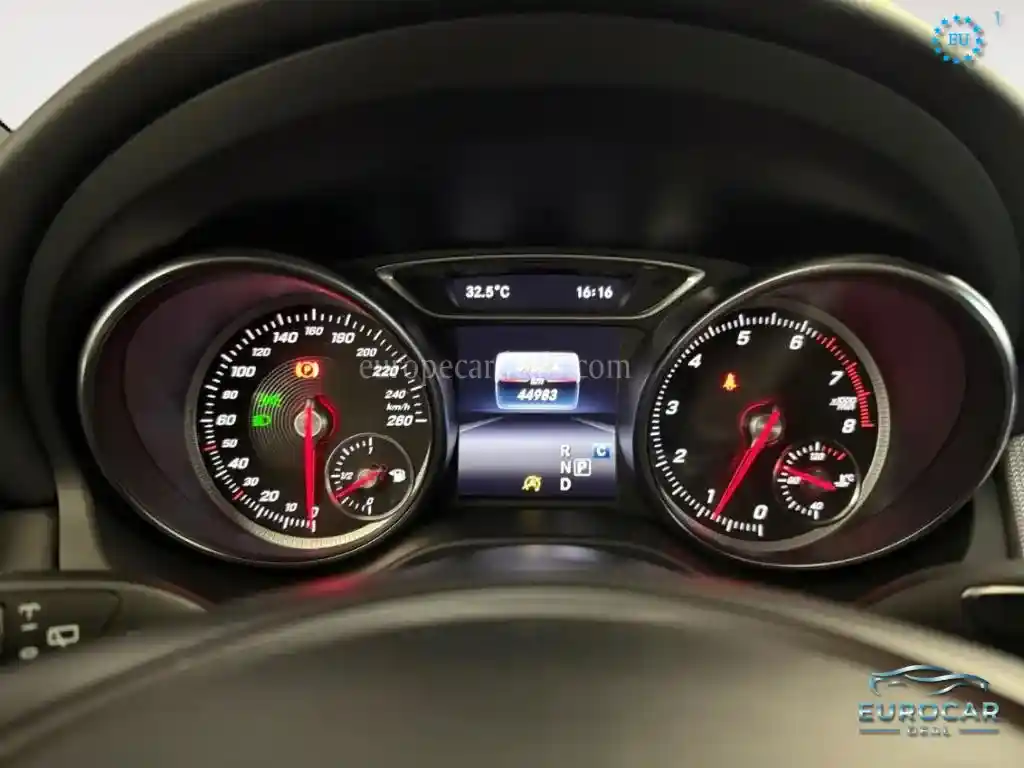 Mercedes-Benz CLA 180 Shooting Brake